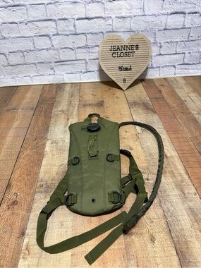 KMS Camo Hydration Carrier Water Bag Backpack Green Hiking Survival Gear